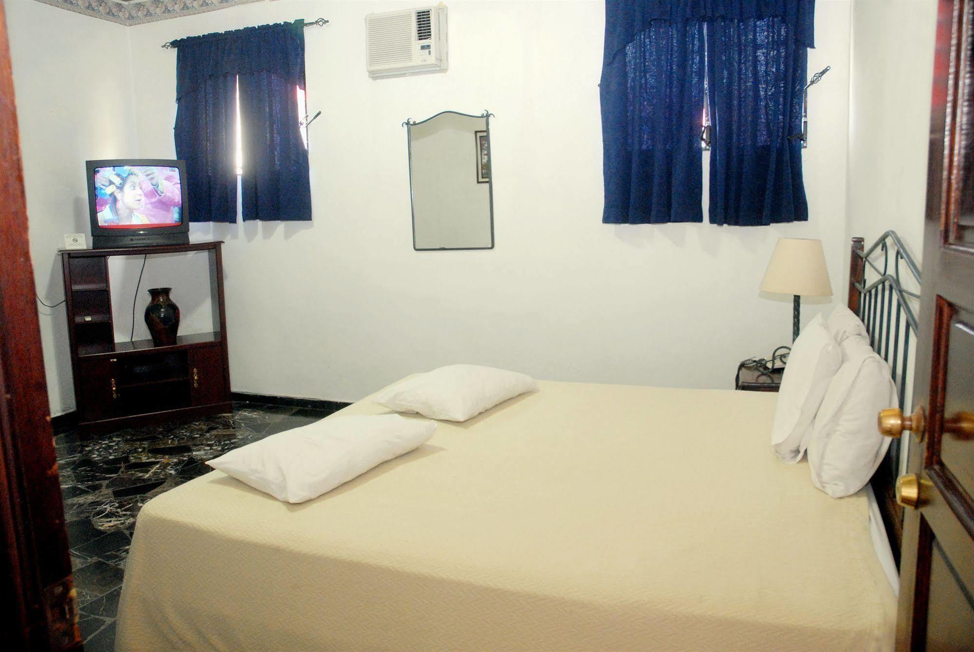 Hotel Santa Elena Antiguo Cuscatlán Exteriér fotografie